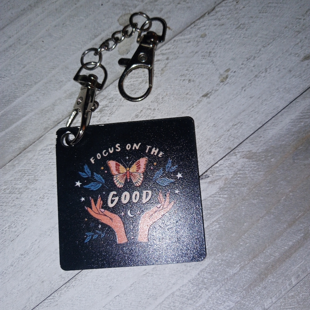 Keychain/ Charm Keychains - Picture 4 of 8